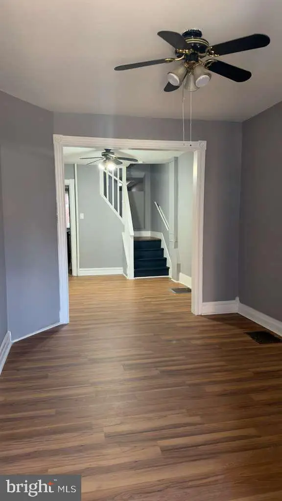 329 1/2 N 15th St, Allentown, PA 18102 - Image #2