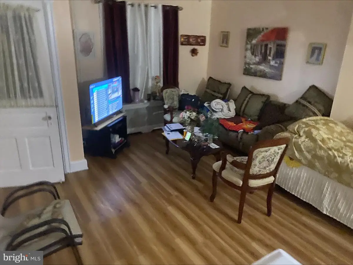 182 W Chew St, Allentown, PA 18102 - Image #1