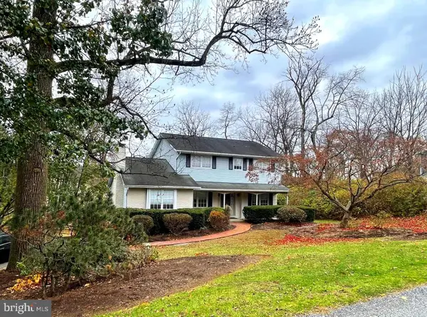 1622 Gable Dr, COOPERSBURG, PA 18036