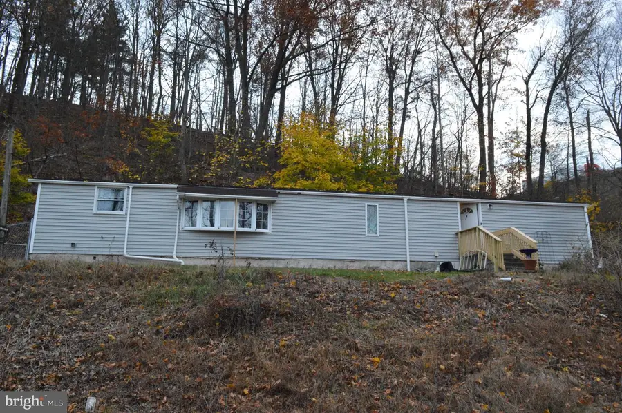 3250 Main St, Slatington, PA 18080 - Image #2