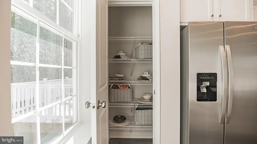 1090 Meadowlark Drive, Fogelsville, PA 18051 - Image #3