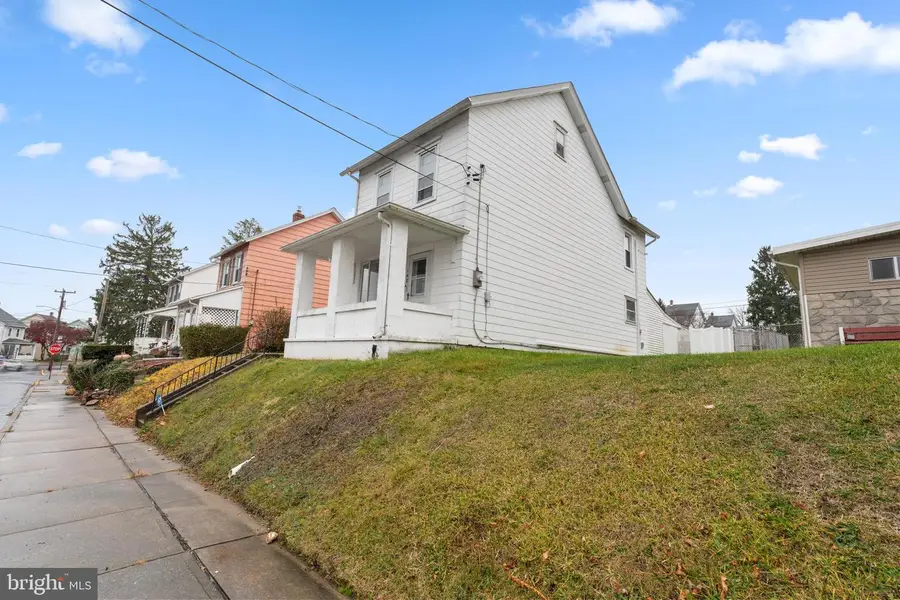 148 S 3rd St, Coplay, PA 18037 - Image #2