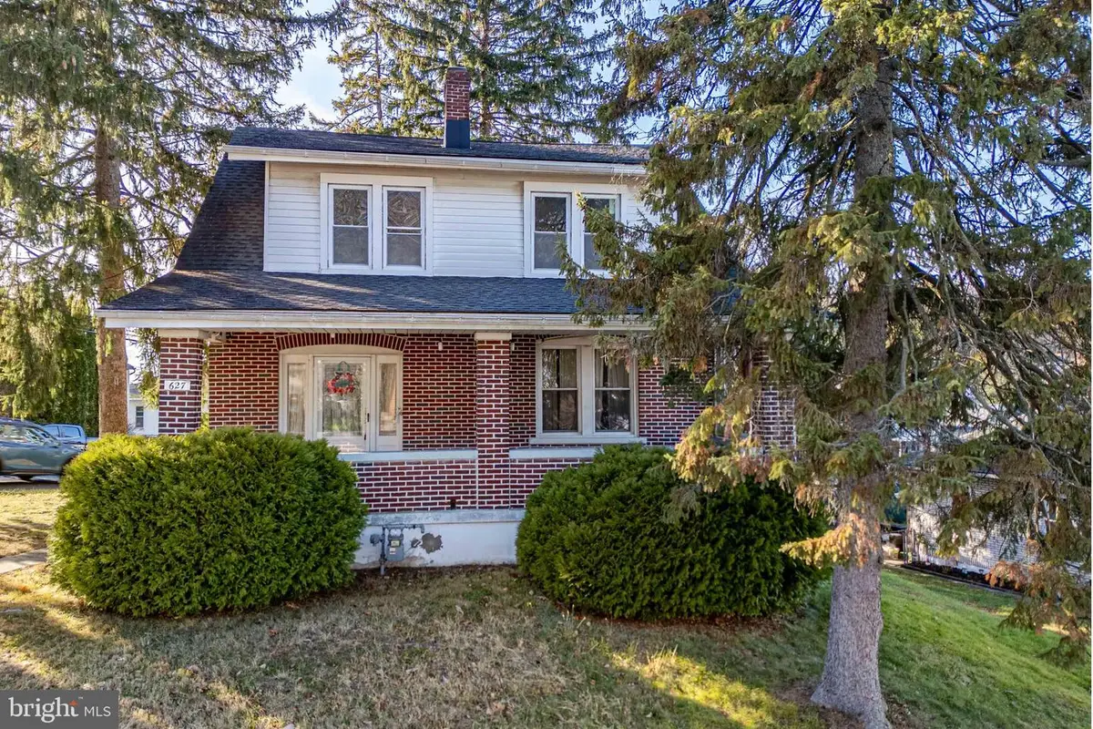 627 Scholl Ave, Bethlehem, PA 18015 - Image #1