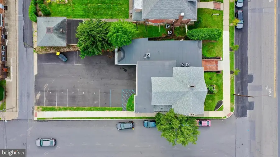 801 W Broad St, Bethlehem, PA 18018 - Image #2