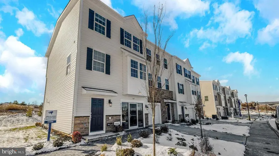 8213 Alexander Ct, Breinigsville, PA 18031 - Image #2