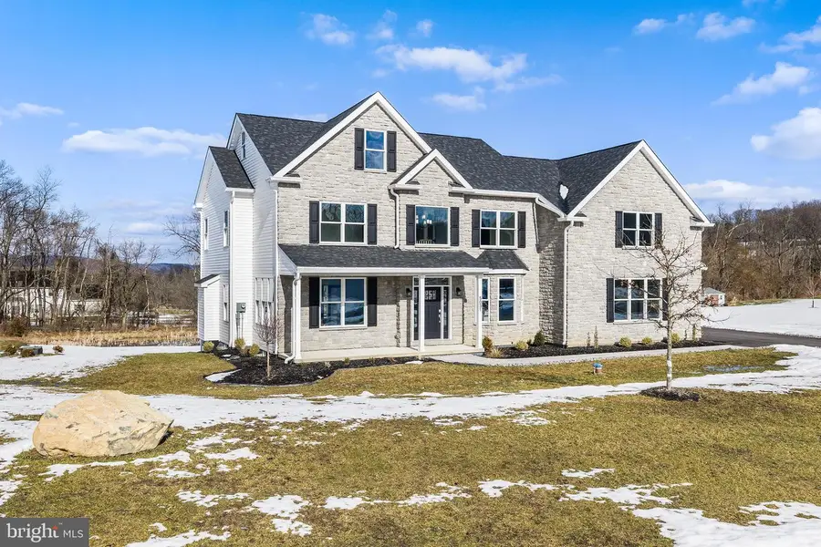 5031 Hunter Ln, Emmaus, PA 18049 - #3