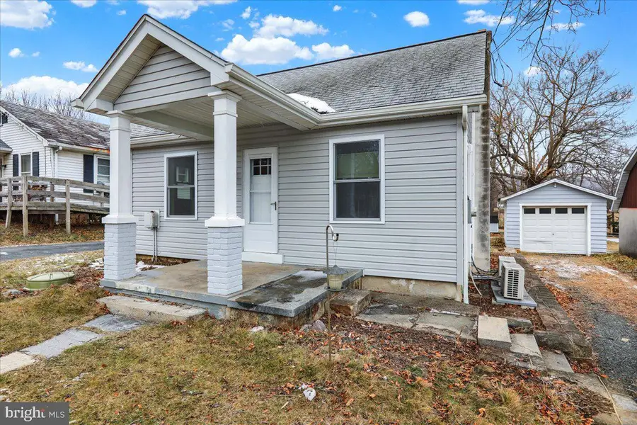 5145 Spruce Rd, Emmaus, PA 18049 - Image #2