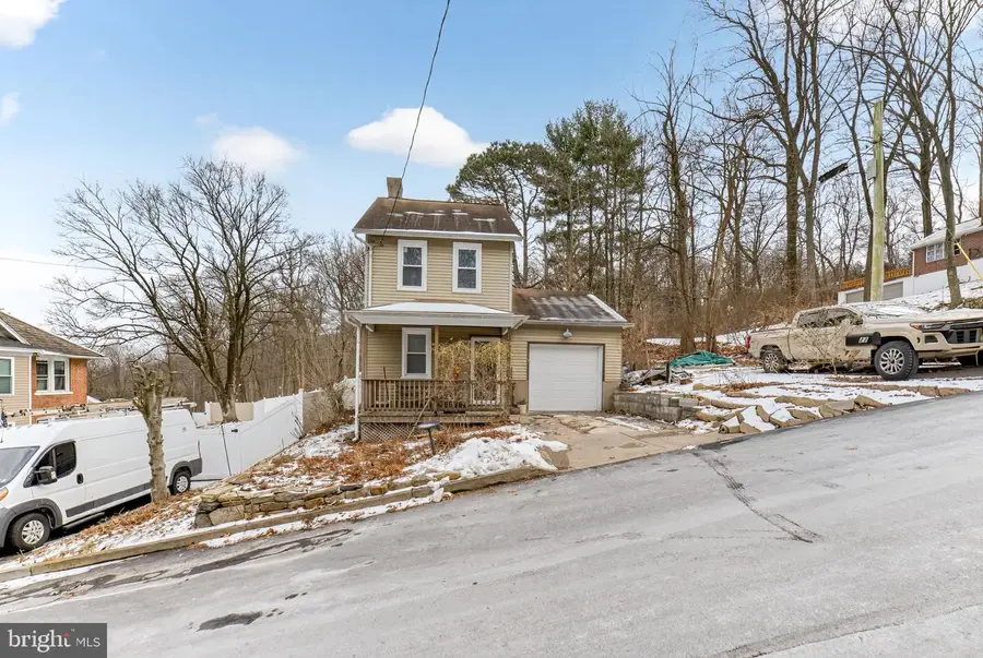 22 Warren, Fountain Hill, PA 18015 - Image #3