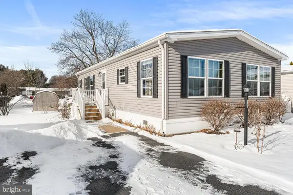 8754 Breinig Run Cir, BREINIGSVILLE, PA 18031