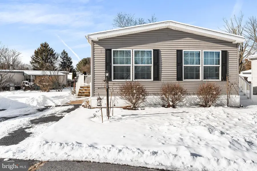 8754 Breinig Run Cir, Breinigsville, PA 18031 - Image #3