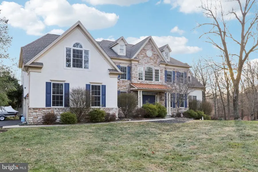4220 Lotus Ln, Coopersburg, PA 18036 - Image #3
