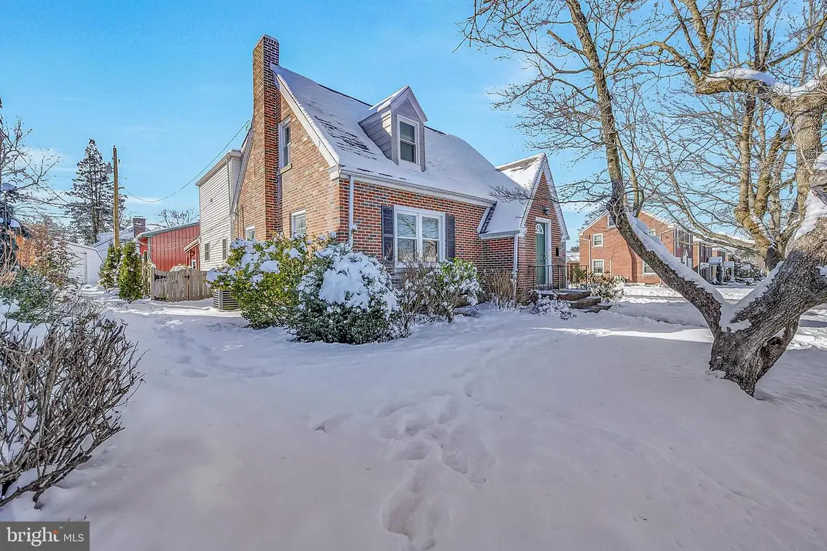 630 N 2nd St, Emmaus, PA 18049 - Image #1