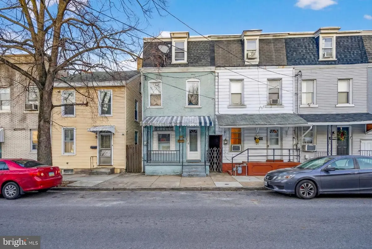 337 1/2 2nd St N, Allentown, PA 18102 - Image #1