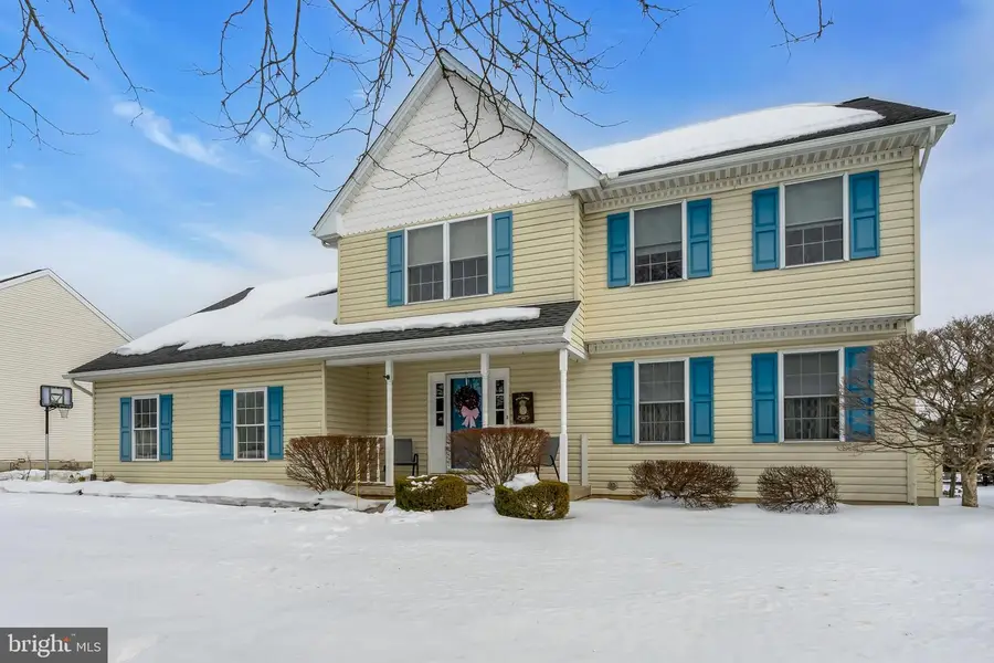 2593 Halleck Dr, Whitehall, PA 18052 - #3