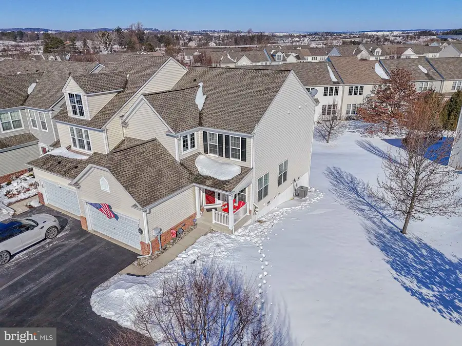 8542 Mayfair Ct, Breinigsville, PA 18031 - #3