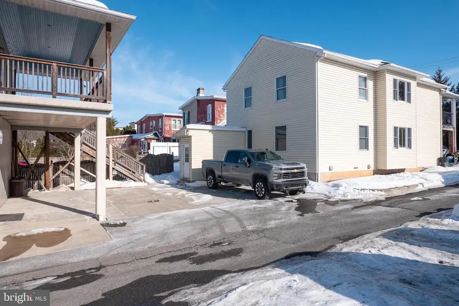 557-559 Minor St, Emmaus, PA 18049 - #2