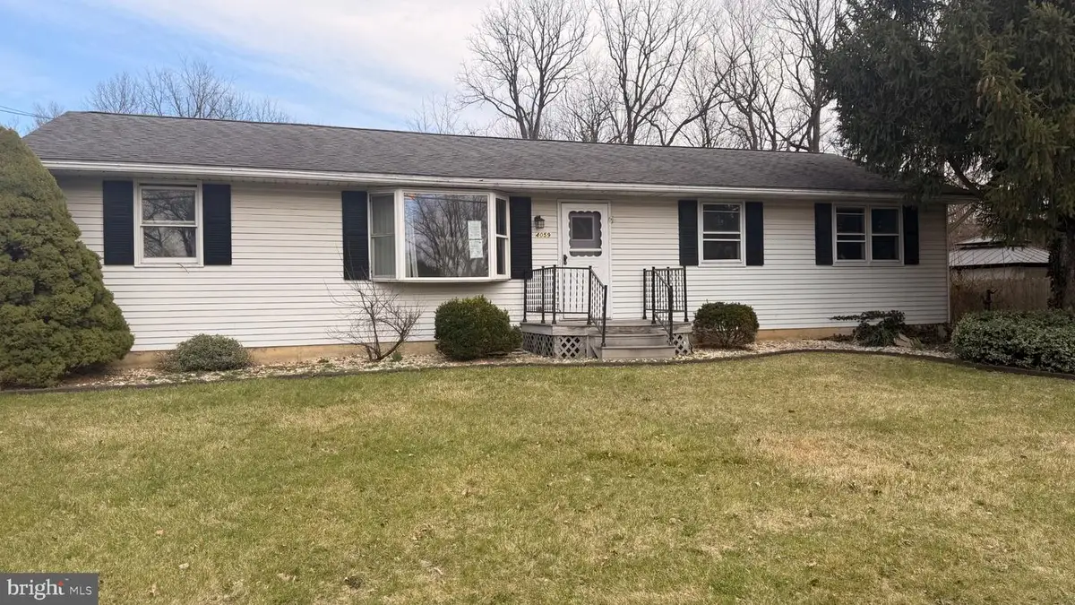 4059 Mauch Chunk Rd, Coplay, PA 18037 - #1