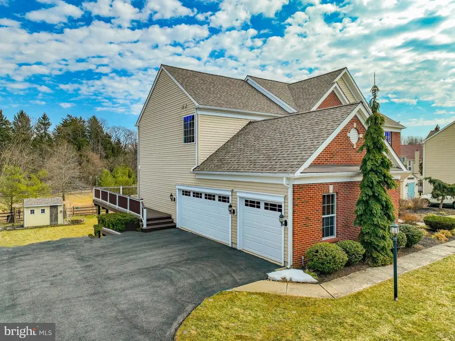 1919 Pembrooke Dr, Macungie, PA 18062 - #3