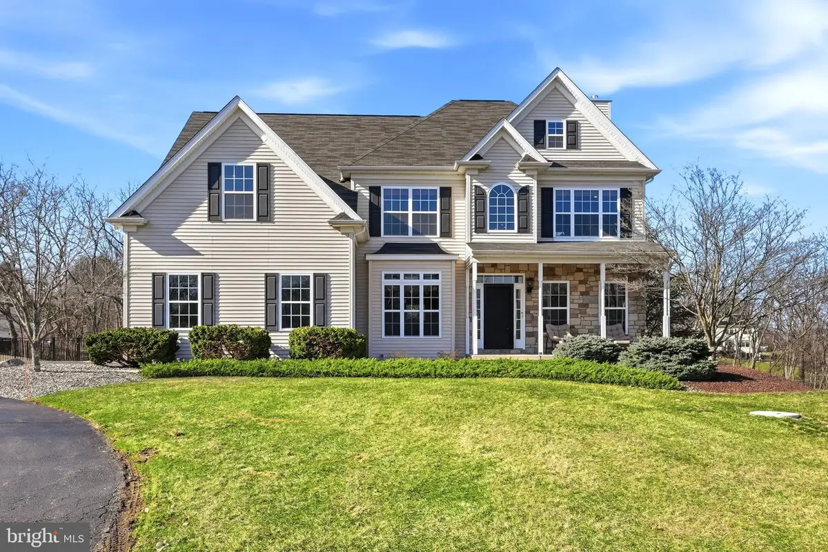 1375 Clearview Rd, Coplay, PA 18037 - #1