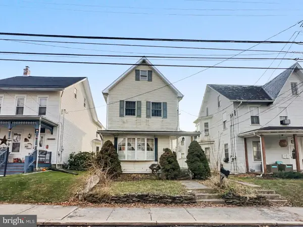 432 Fairview St, COOPERSBURG, PA 18036