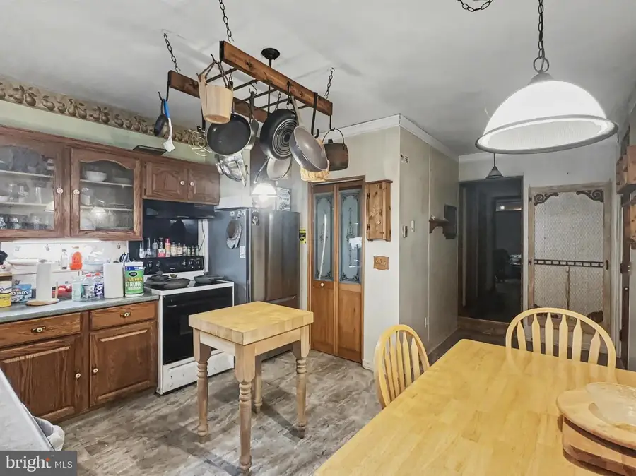 432 Fairview St, Coopersburg, PA 18036 - #3