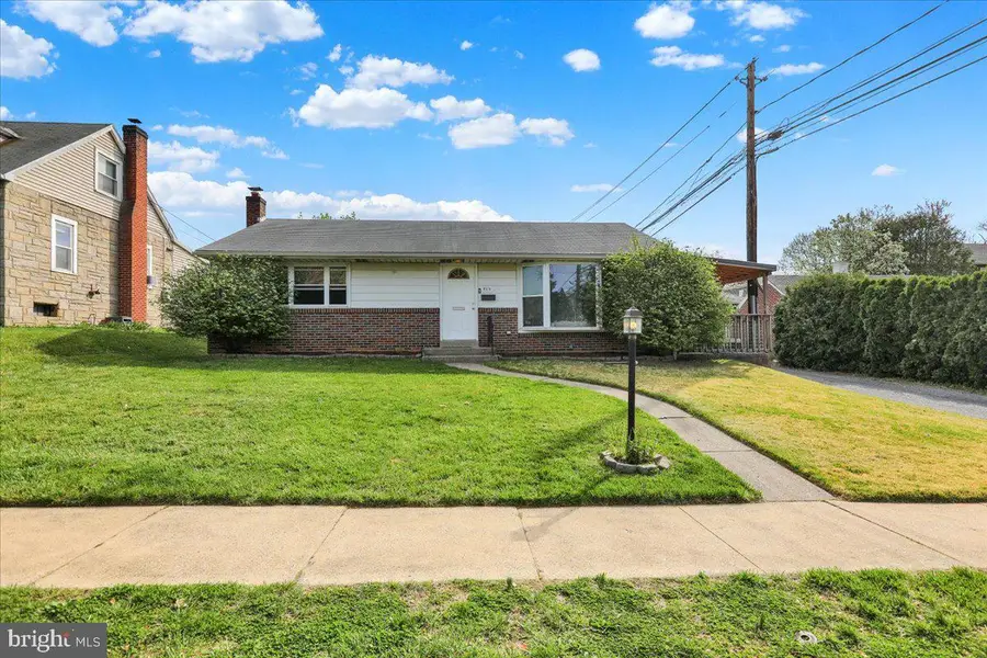 815 N 22nd St, Allentown, PA 18104 - #2