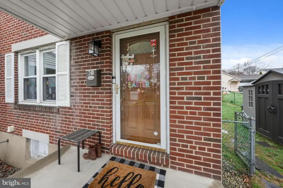 240 5th Street, Whitehall, PA 18052 - #2