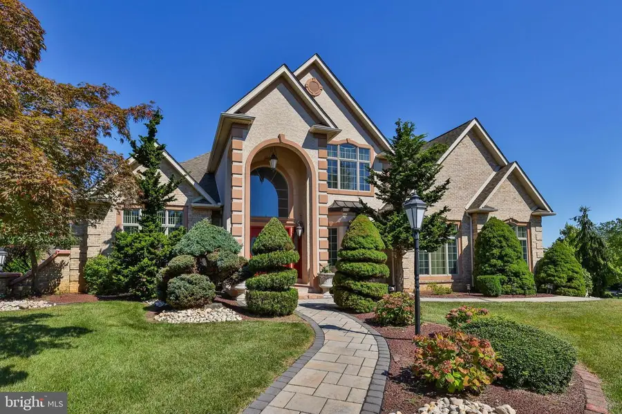 19 Spring Wood Dr, Allentown, PA 18104 - #3