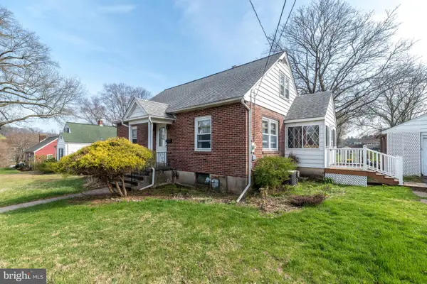 520 Thomas St, COOPERSBURG, PA 18036