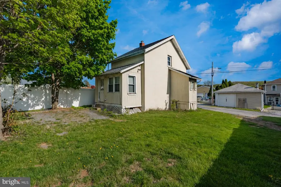 920 E Juniata St, Allentown, PA 18103 - #2