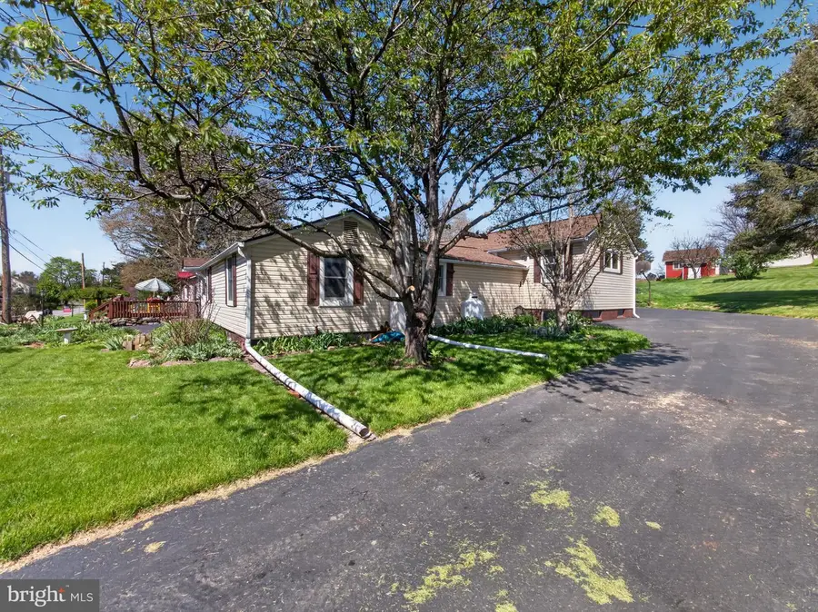 8275 Mertztown Rd, Alburtis, PA 18011 - #2