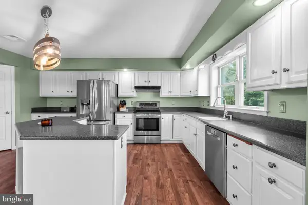 4263 Park Ave, SLATINGTON, PA 18080