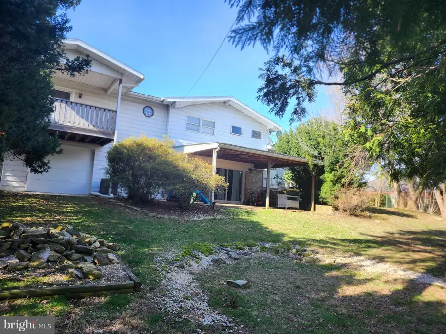 811 S Glenwood St, Allentown, PA 18103 - #2