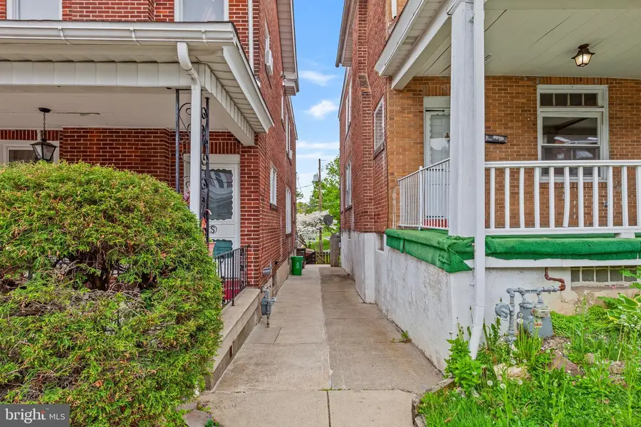120 N Saint George St, Allentown, PA 18104 - #3
