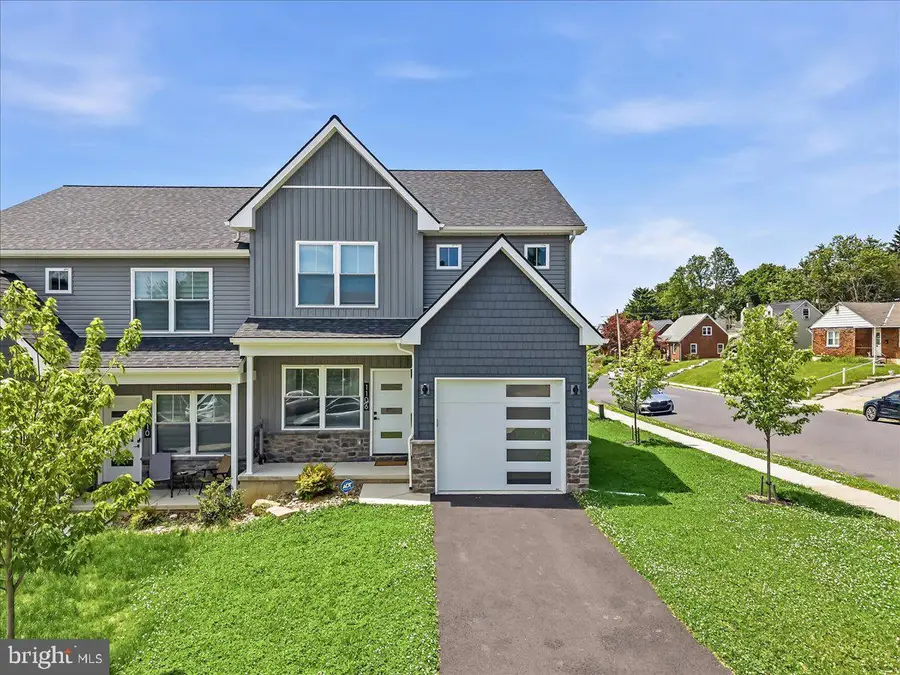 1106 S Carlisle St, Allentown, PA 18103 - #2