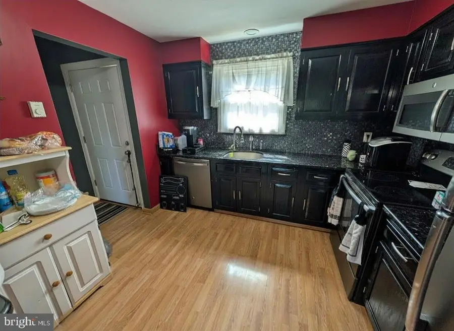 1909 Cricklewood Cv, Fogelsville, PA 18051 - #3