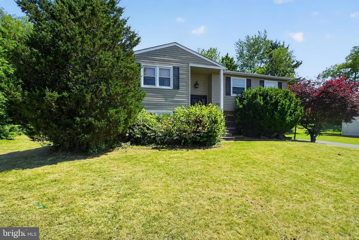 4844 Pine Grove Cir, Allentown, PA 18106 - #1