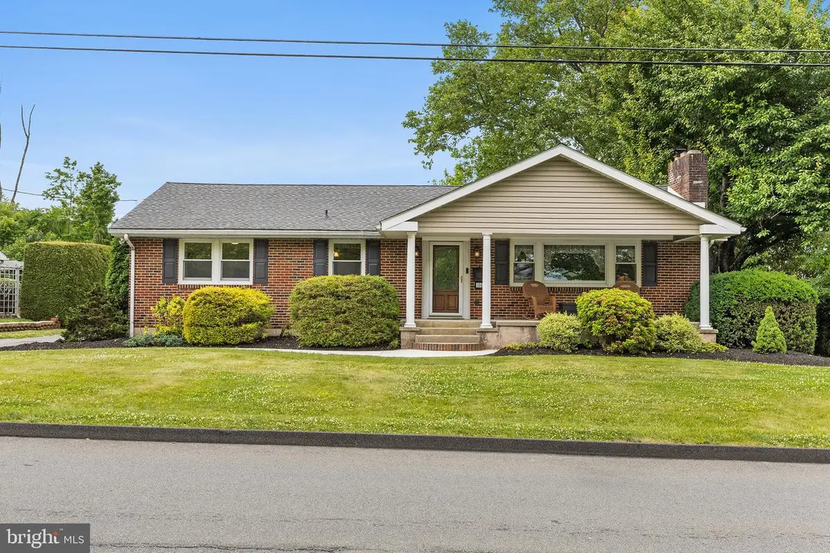 104 E Landis St, Coopersburg, PA 18036 - #1