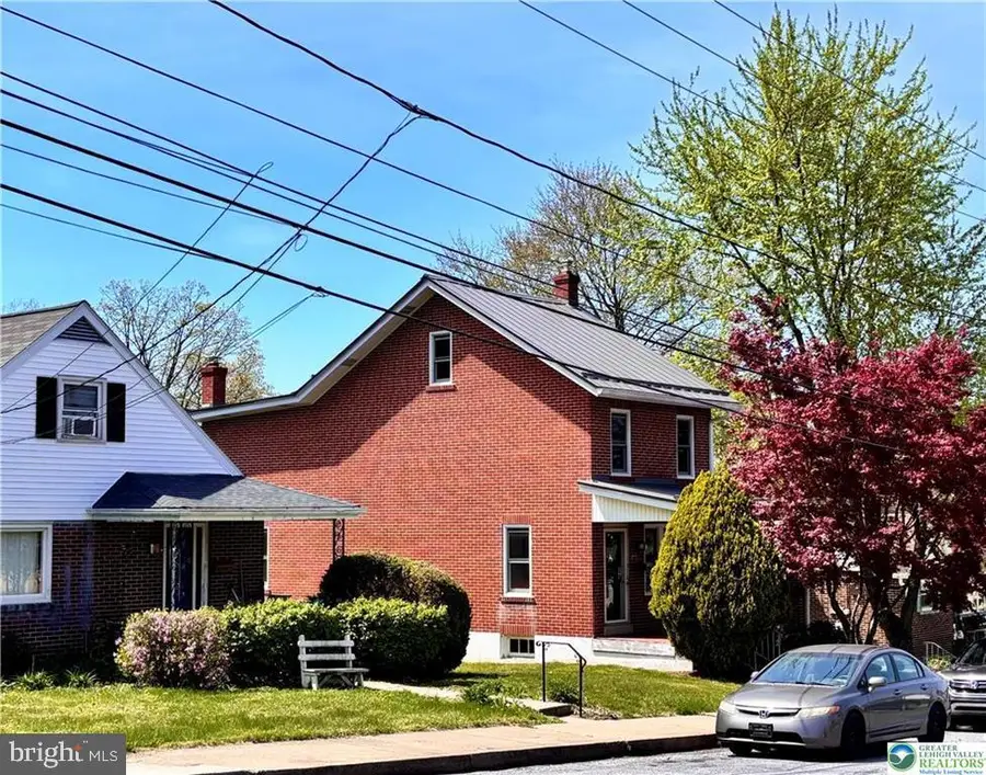 414 S 6th St, Emmaus, PA 18049 - #2