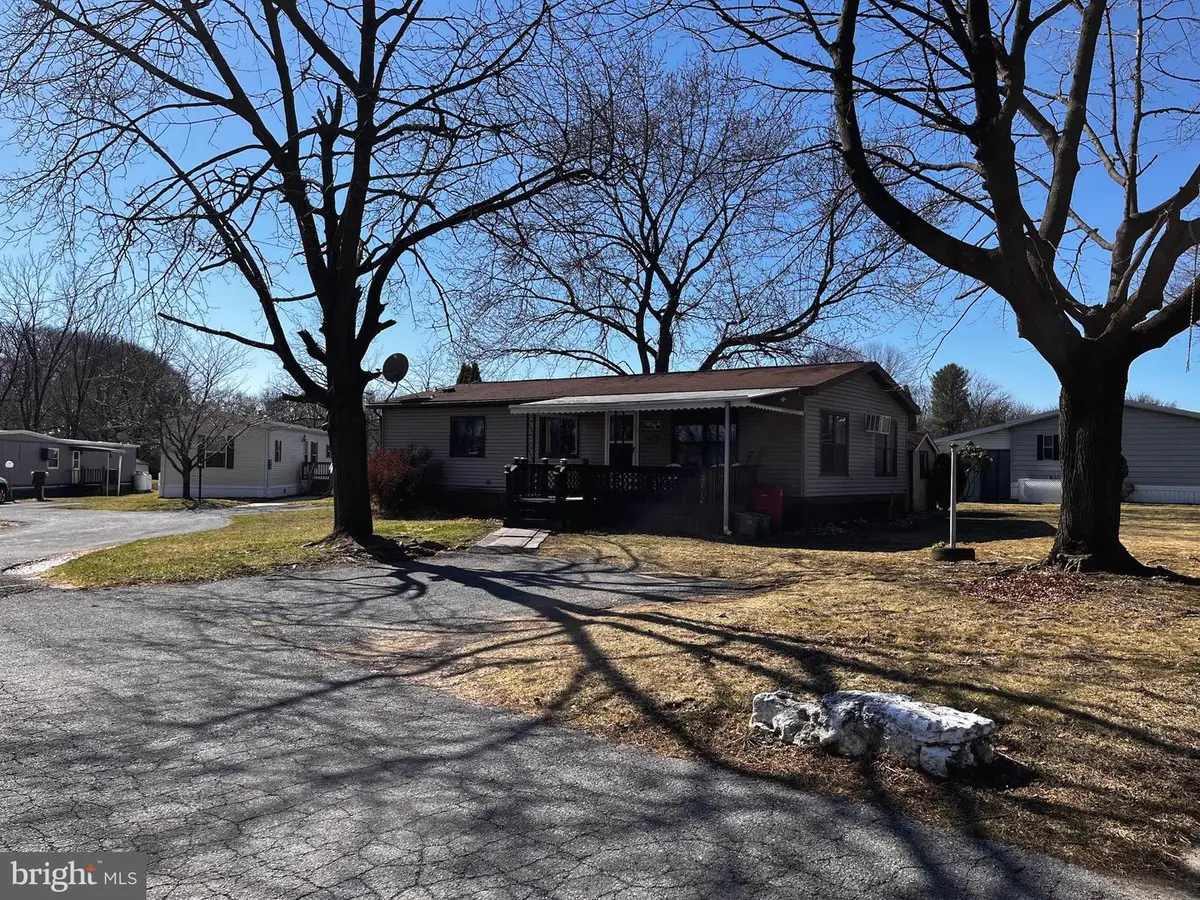 8955 Breinig Run Cir, Breinigsville, PA 18031 - #1