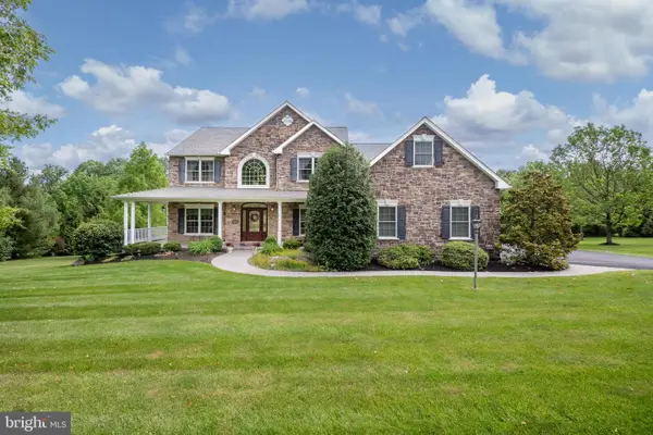 7447 Bell Gate Rd, COOPERSBURG, PA 18036