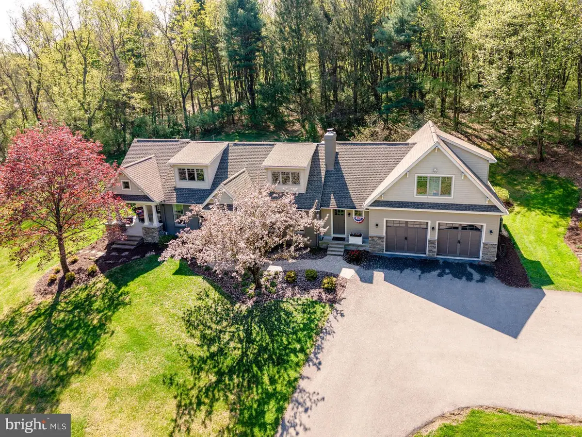 5826 Glen Rd, Upper Saucon, PA 18036 - #1