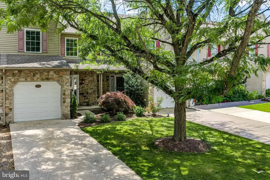 1658 Pinewind Dr, Lower Macungie, PA 18011 - #2