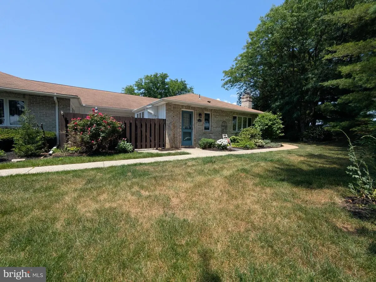 5634 Merion Ln, Macungie, PA 18062 - #1