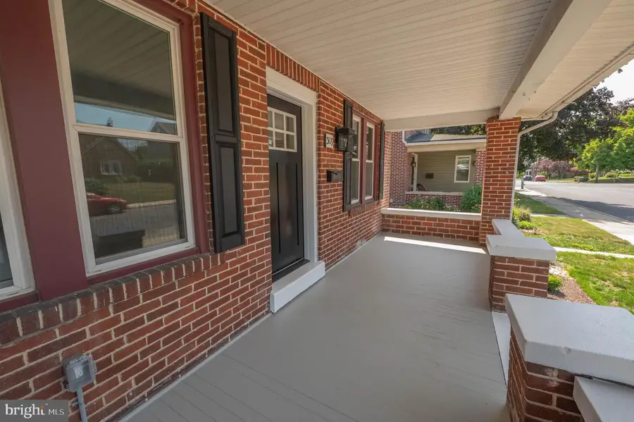 309 N 2nd St, Emmaus, PA 18049 - #3