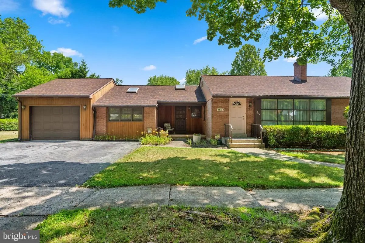 2619 W Greenleaf St, Allentown, PA 18104 - #1