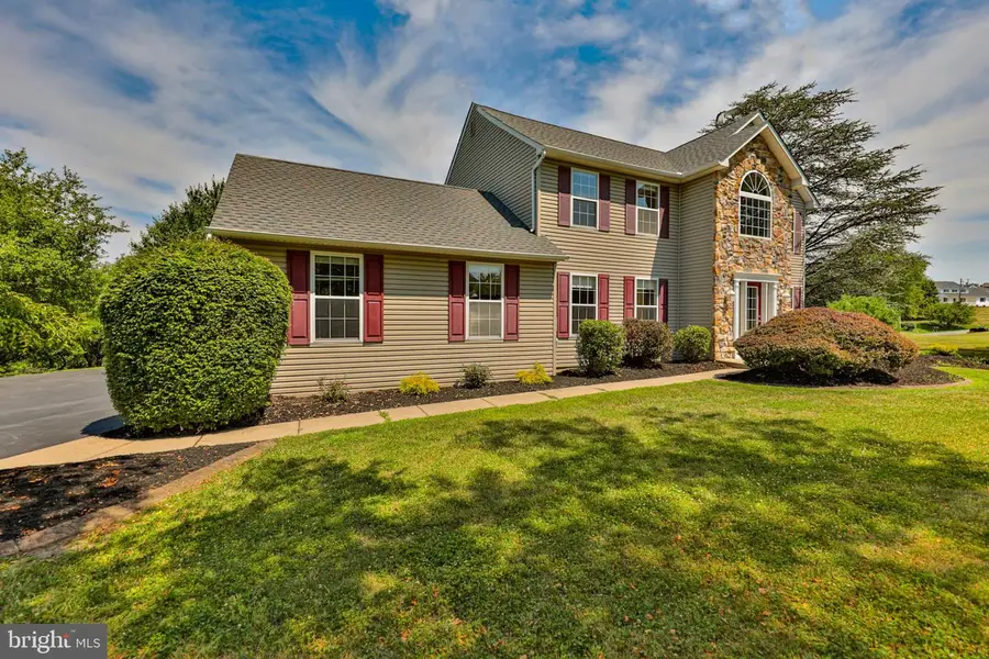 1639 Ashley Ct, Kutztown, PA 19530 - #3