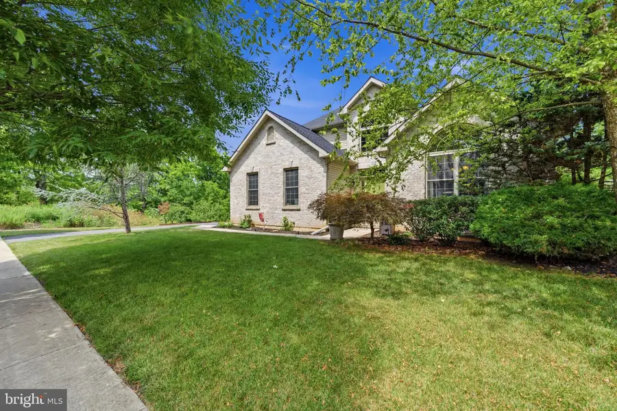 3139 Olympic Dr, Emmaus, PA 18049 - #3