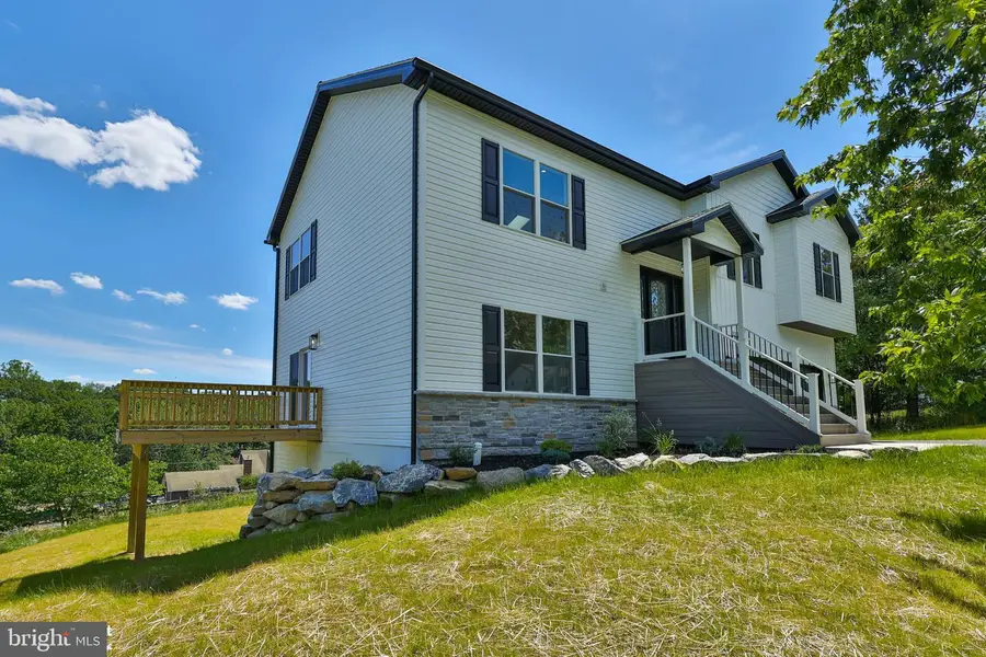 2212 Skyline Dr, Slatington, PA 18080 - #3