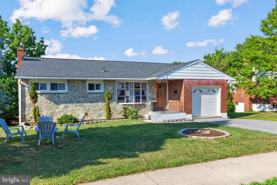 1321 Saint John St, Allentown, PA 18103 - #3